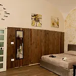 Апартаменты Metro 300m & Spaccanapoli 5min - Authentic Loft *