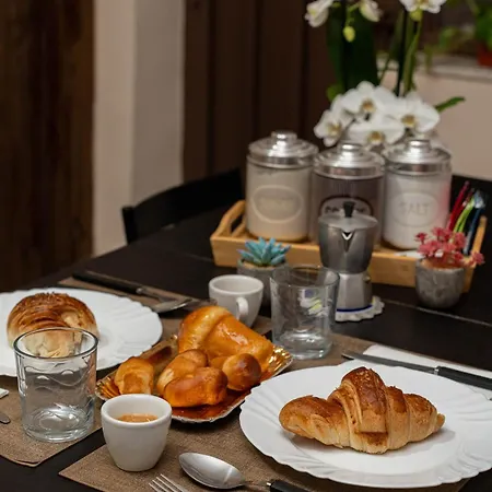 Metro 300m & Spaccanapoli 5min - Authentic Loft *